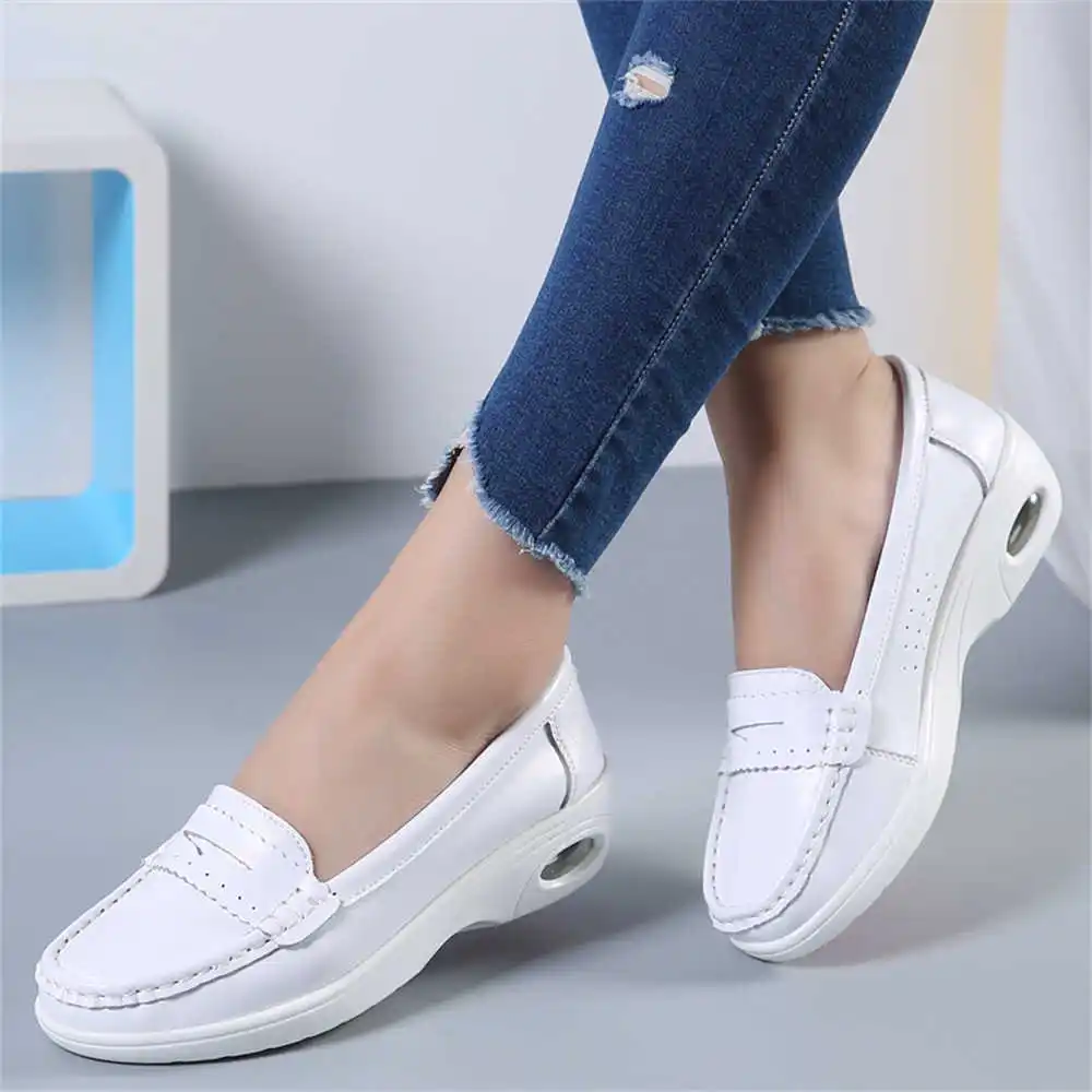 Thick Sole Slipon White Traine - Levels Of Men'S Formal Wear のレビューと価格