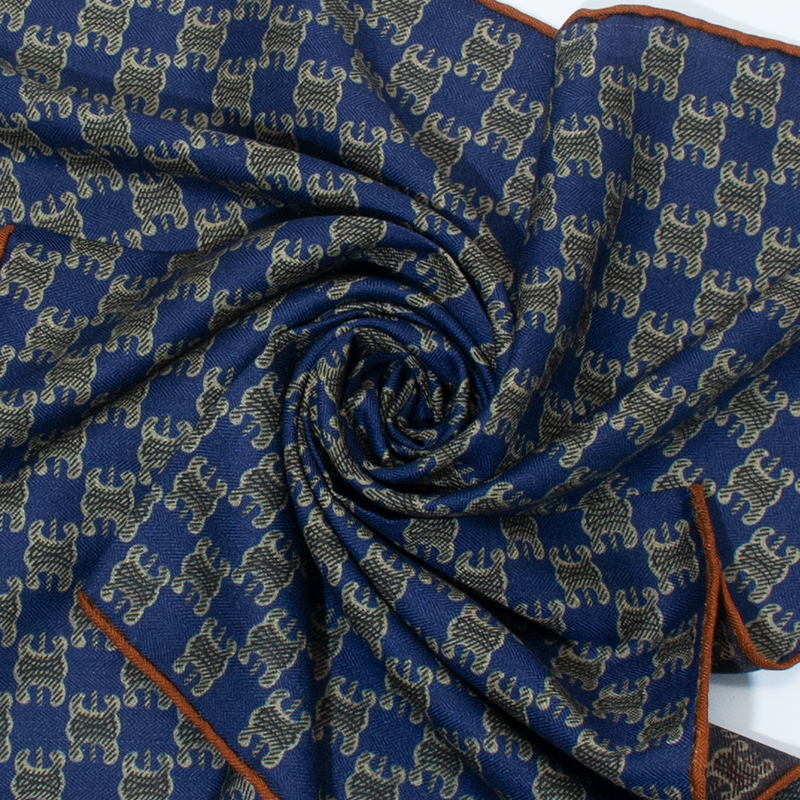 Warm Double-Sided Monogram Pri - Monogrammed Handkerchief のレビューと価格