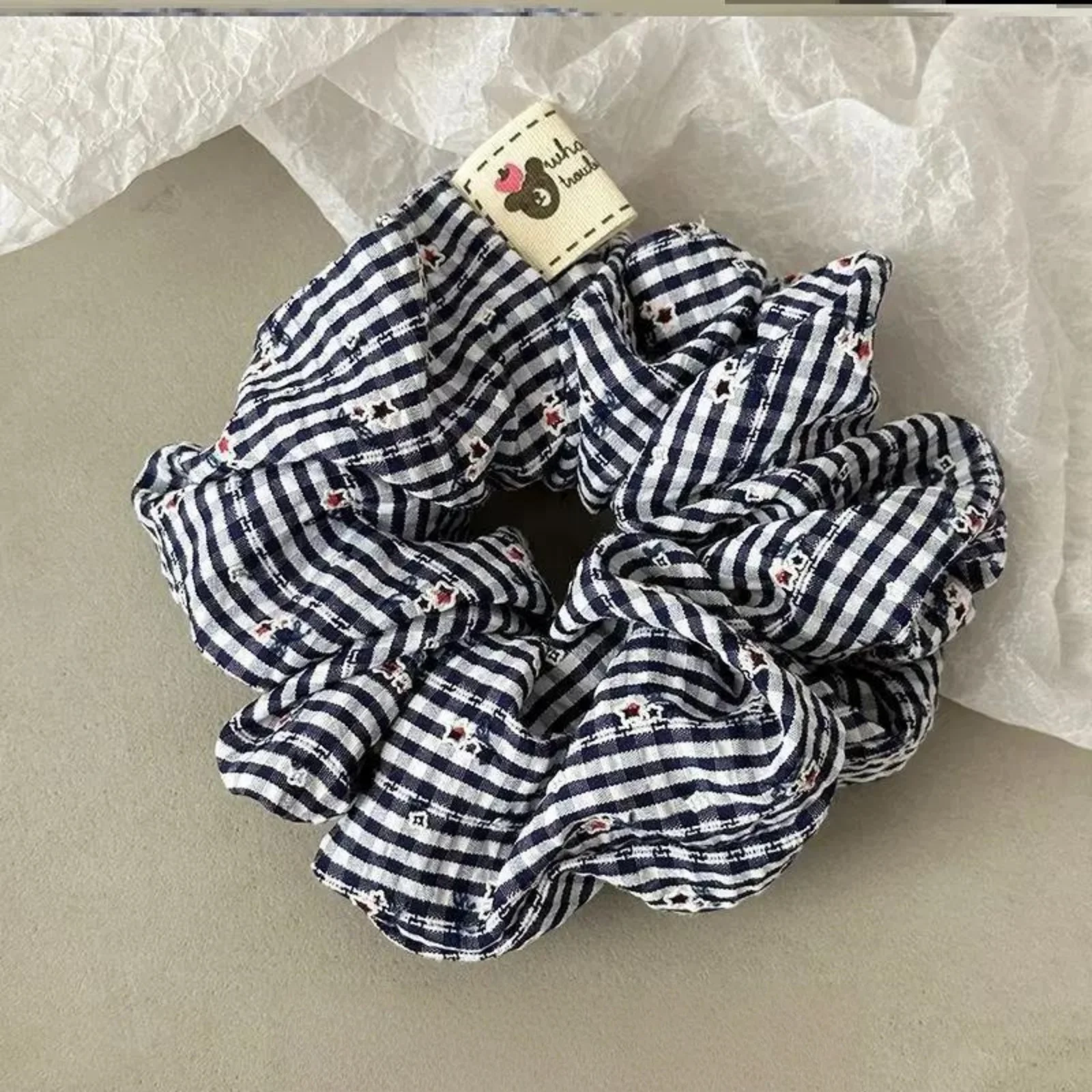 Literary Small Flower Ponytail - Tie Bar Clip のレビューと価格
