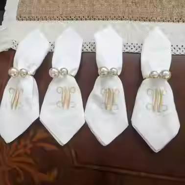 Monogram Embroidery White Dinn - Monogrammed Handkerchief のレビューと価格